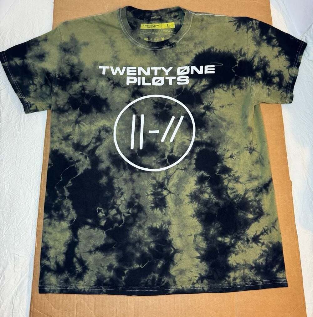Twenty One Pilots The Bandito Tour T-Shirt Size L Green Black Tie Dye